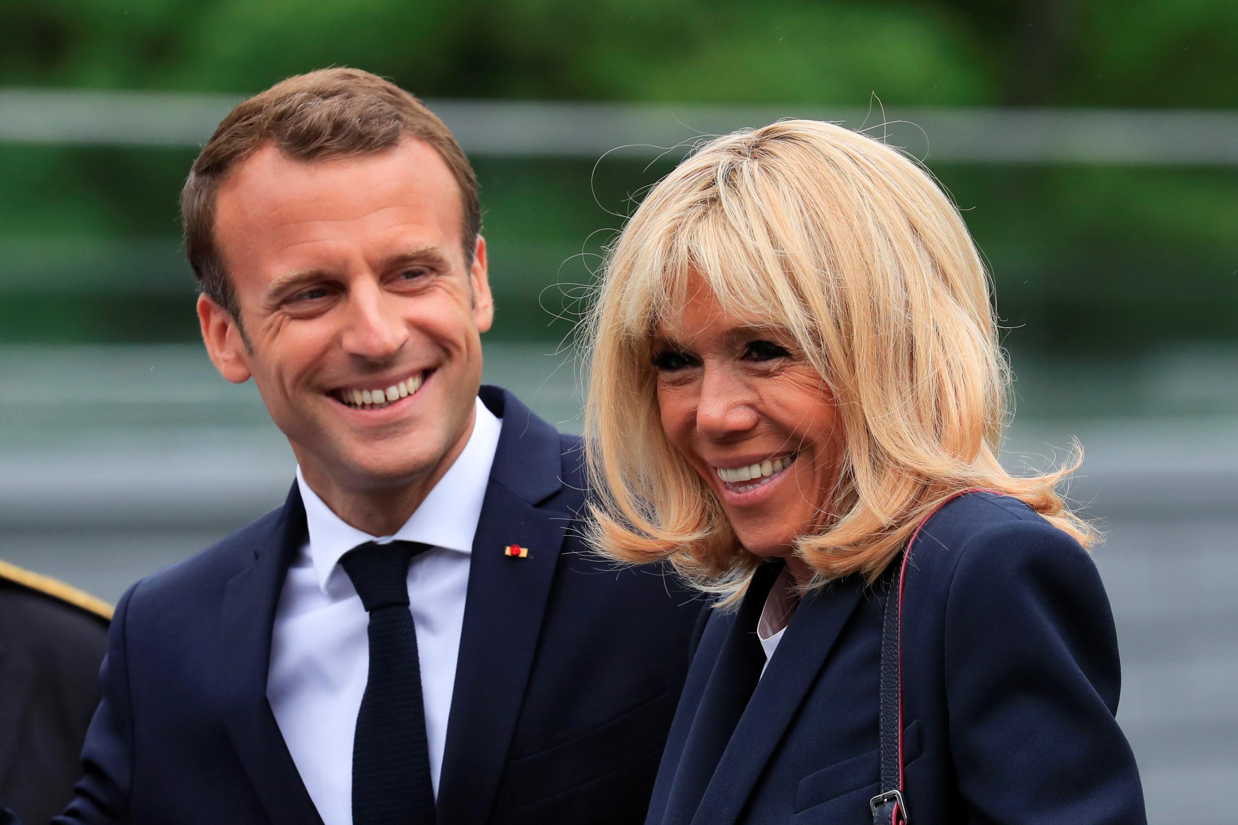 У президента франции макрона есть дети. Франции Брижит Макрон. Жена президента Франции Брижит Макрон. Первая леди Франции Бриджит Макрон.