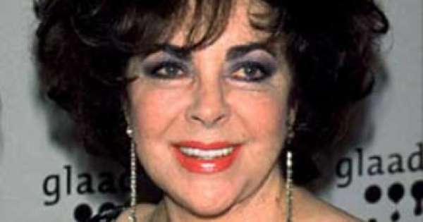 Today is the Queen of Hollywood Elizabeth Taylor`s birthday. 