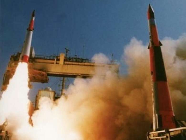 Arrow 3 ракета. Башня противобаллистической защиты. Хец противоракетный комплекс оружие Израиля.