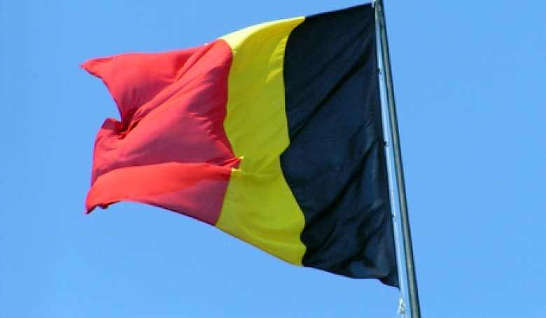 Belgique: une enquête visant Bernard Arnault clôturée par une transaction –  L'Express