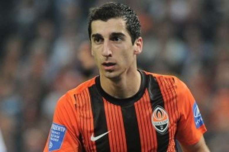 Mkhitaryan voted FC Shaktar's best attacking midfielders in 2012 – Public  Radio of Armenia
