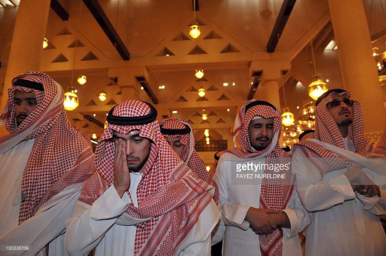 Саудовская аравия семья. Saudi Royal Family. The Royal Family of Saudi Arabia. Королевская семья Аль Саудов. Численность королевской семьи Саудовской Аравии.